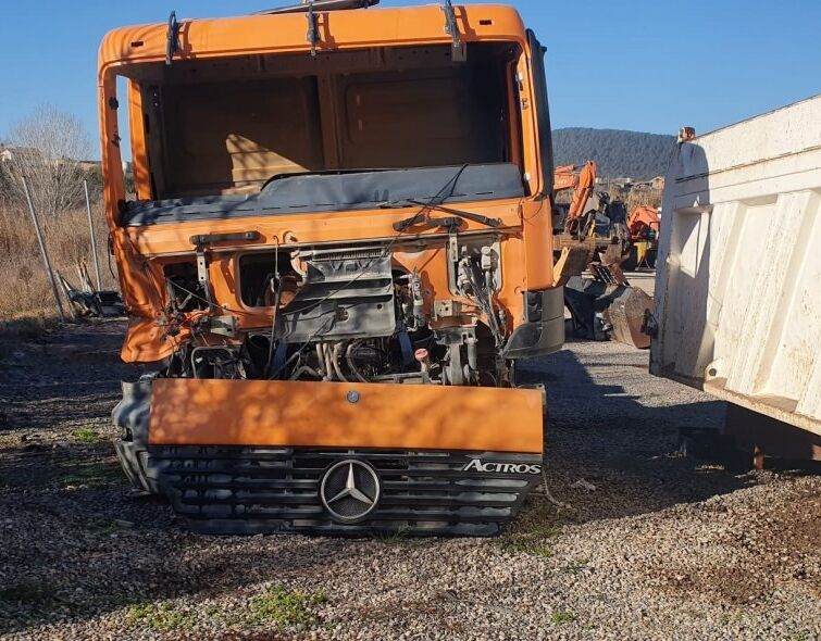 MERCEDES-BENZ ACTROS EXPLODED VIEW OF COMPLETE CHASSIS
