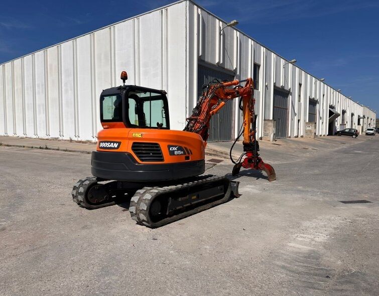 DOOSAN DX85R-3 **ÉTRIER//IMPECCABLE**