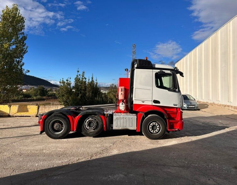 MERCEDES BENZ ACTROS 2551***6X2//68T***