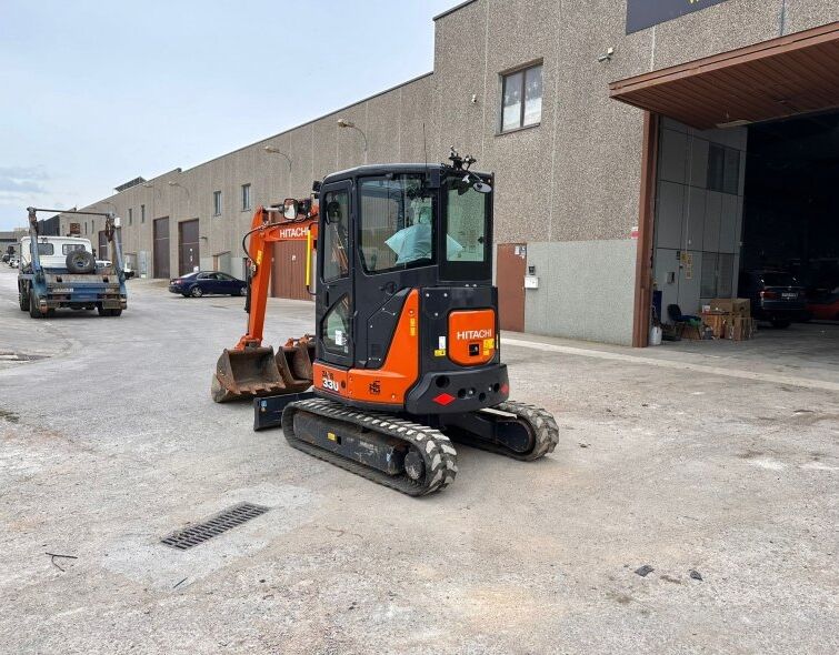 HITACHI  ZX33U-6 CLR***IMPECABLE***