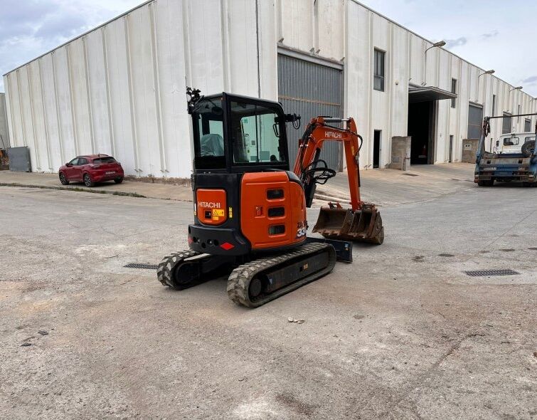 HITACHI  ZX33U-6 CLR***IMPECCABLE***