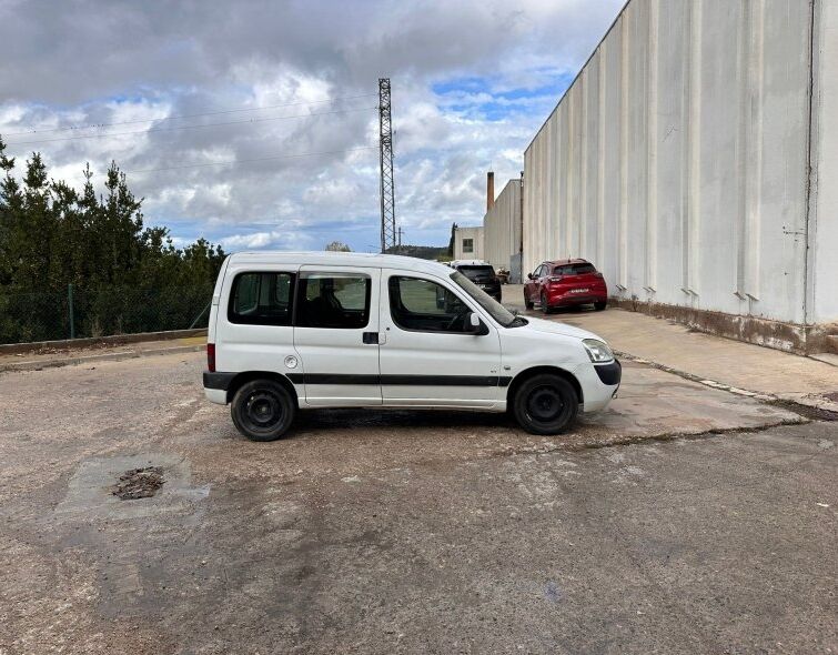 PEUGEOT  PARTNER 2000HDI