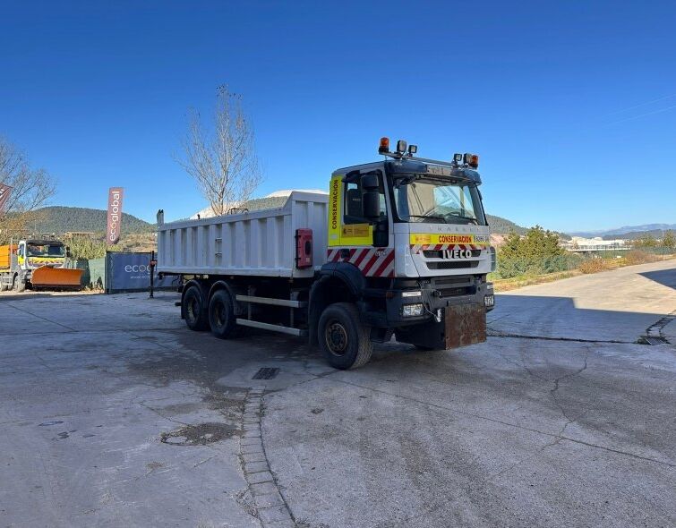 IVECO  TRAKKER 410 6x6 KIPPER