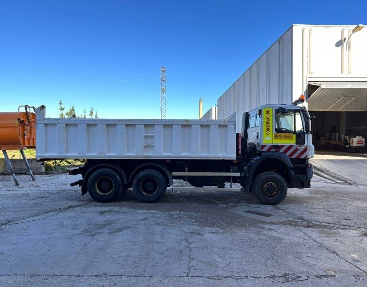 IVECO  TRAKKER 410 6x6 KIPPER