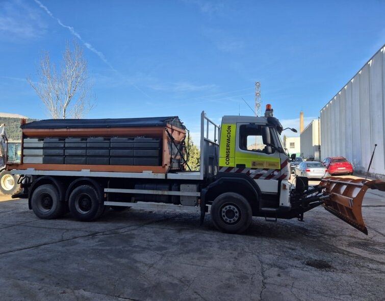 VOLVO  FM66 6x6 **PLATFORM**