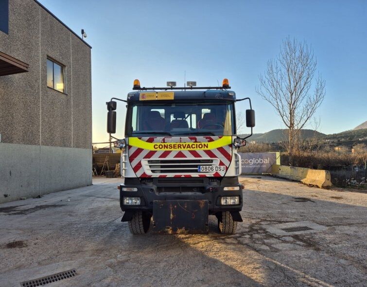 IVECO  TRAKKER 4X4 ***TIPPER***