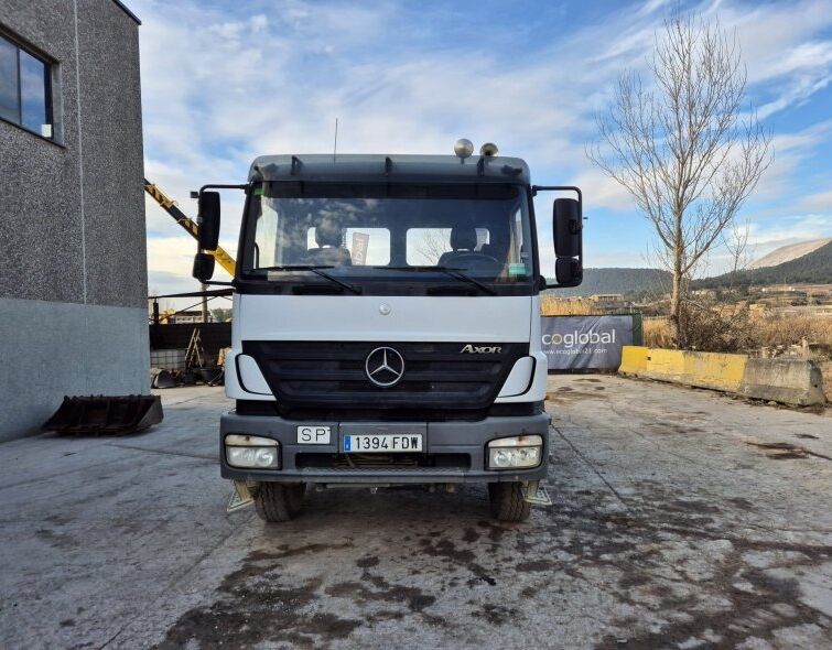 MERCEDES  AXOR 1828***CADENAS***