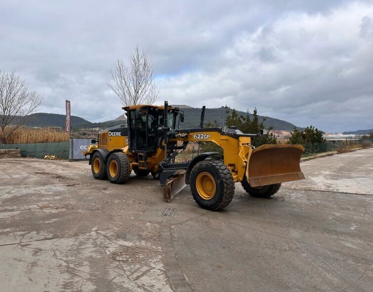 JOHN DEERE  622GP***6x6***