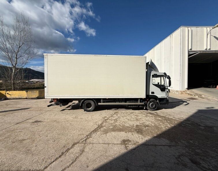 IVECO  CARGO CHARGE 120-250L***CLOSED BOX***