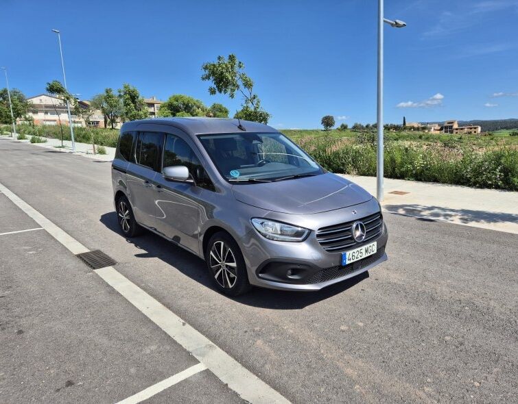 - MERCEDES BENZ T-CLASS VAN