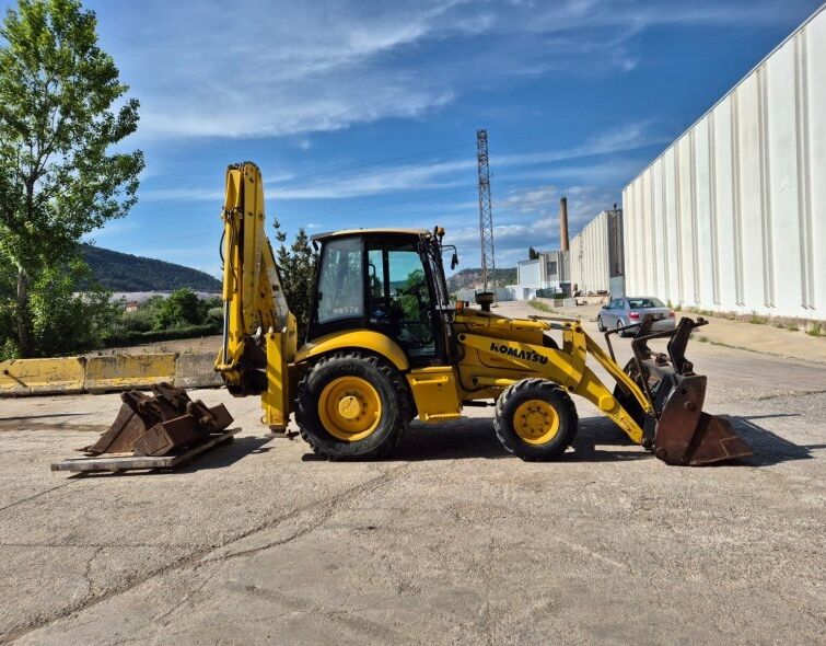 KOMATSU  WB97 R-2 ***MIXED FULL EQUIPMENT***