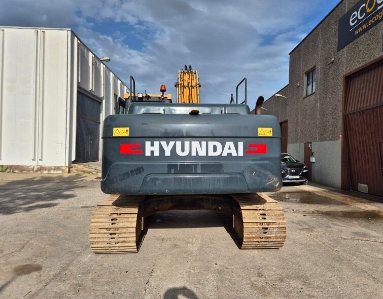 HYUNDAI  HX220L