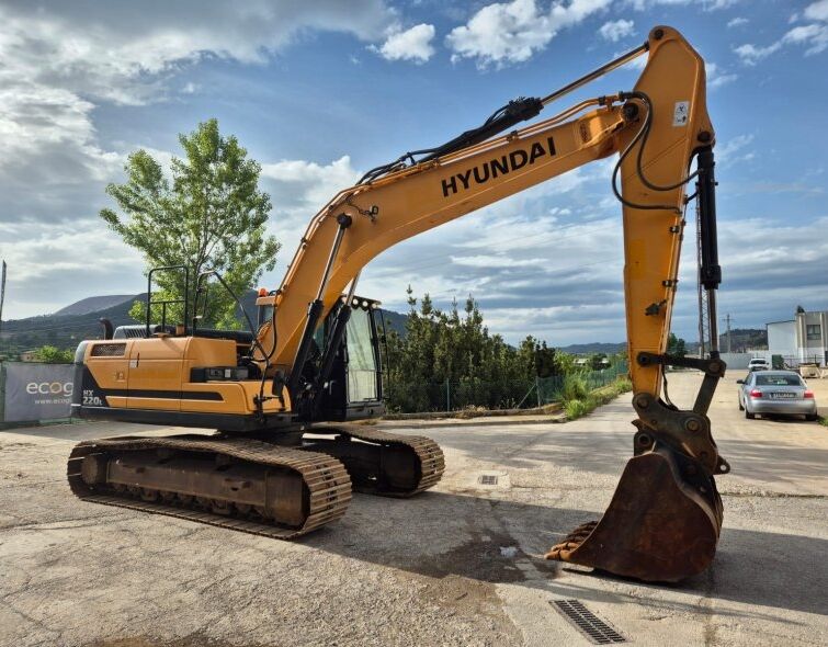 HYUNDAI  HX220L