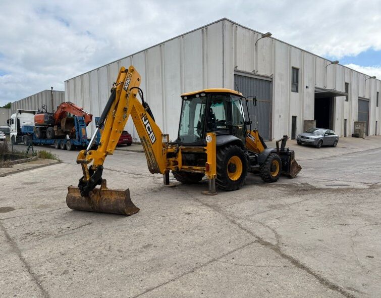 - JCB 3CX MIXED BACKHOE LOADER