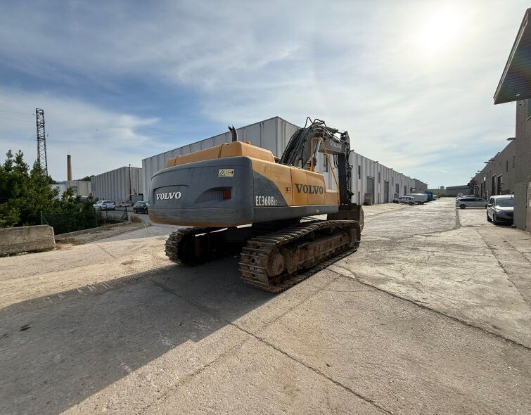 VOLVO  EC360 BLC