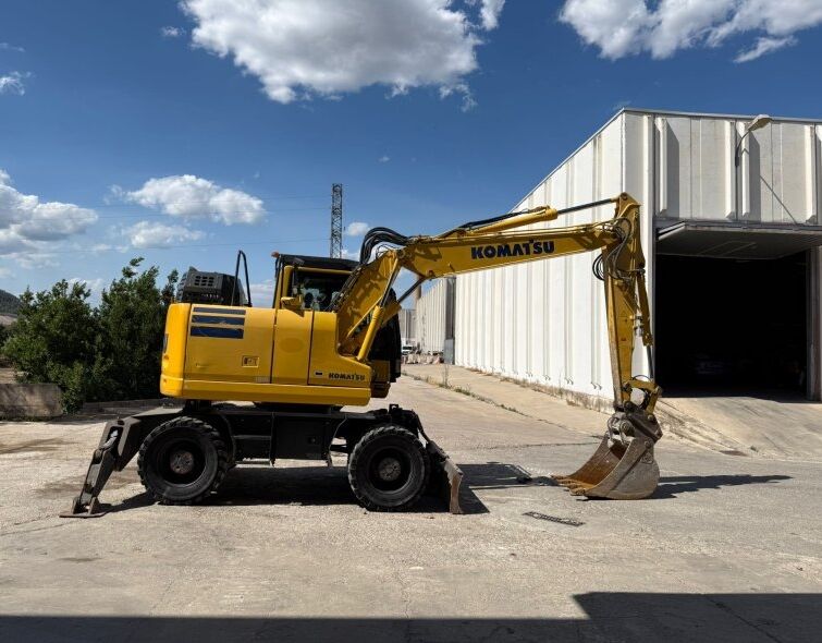KOMATSU PW148-11