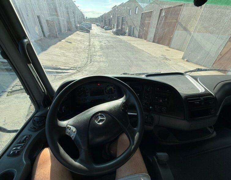 MERCEDES BENZ ACTROS 2041 4X4