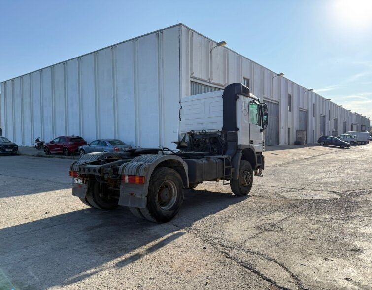 MERCEDES BENZ ACTROS 2041 4X4