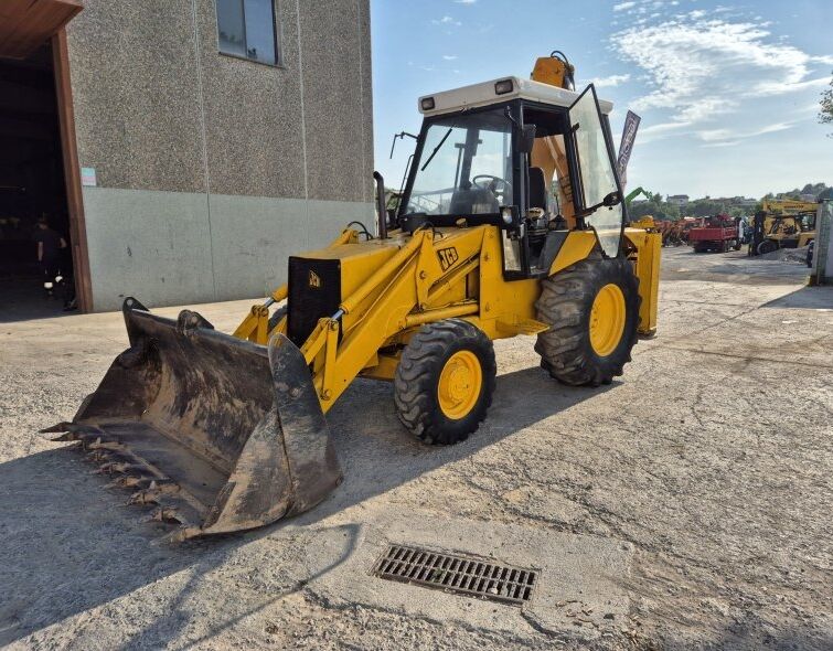 JCB 3CX TURBO ***EXTENDABLE/CLAMSHELL BUCKET***