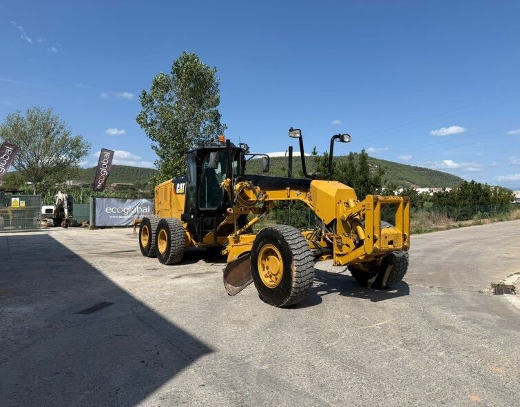 CATERPILLAR  140M3 AWD***REGISTERED***