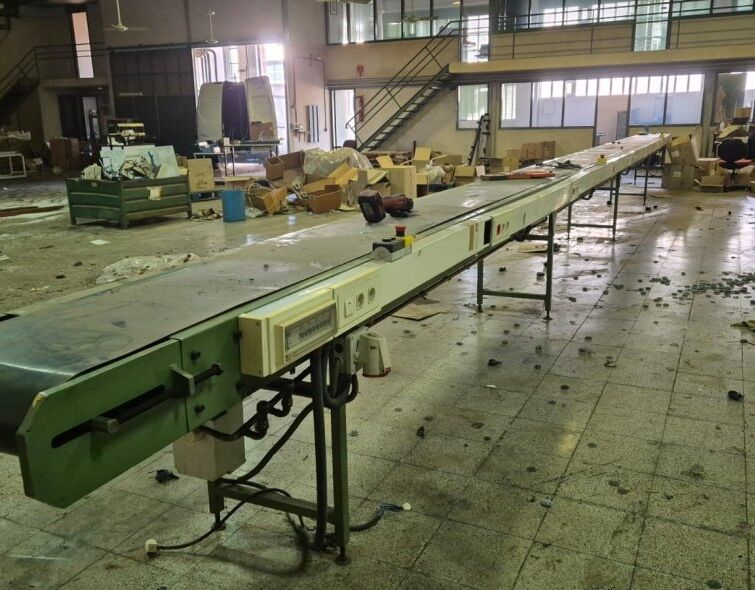 - CONVEYOR BELT