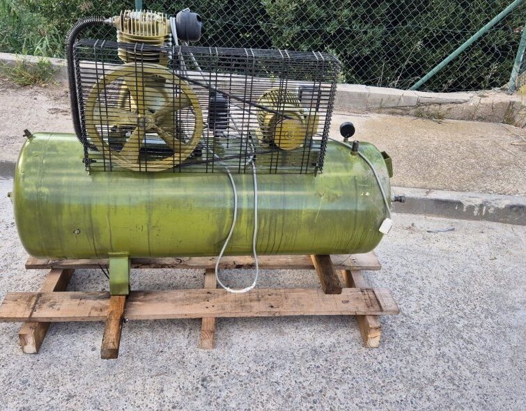 PUSKA AIR COMPRESSOR