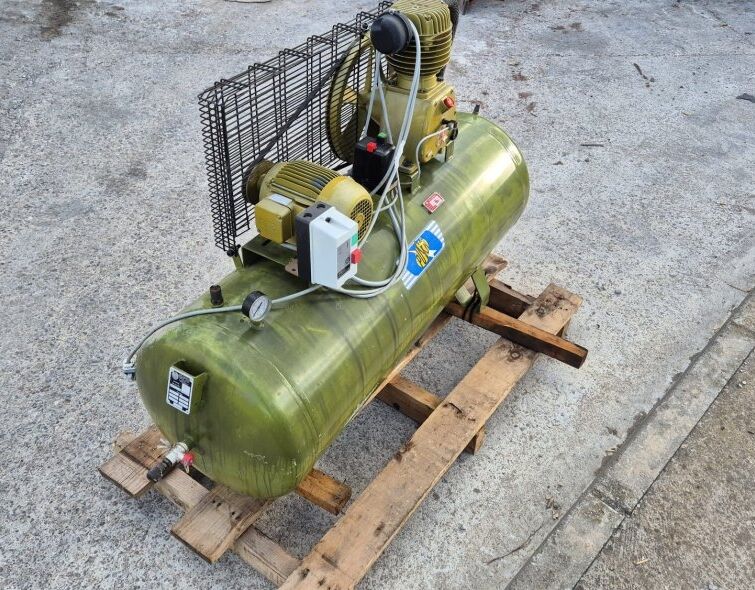PUSKA AIR COMPRESSOR