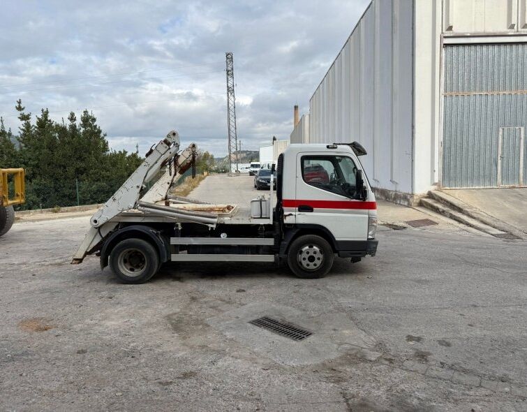 MITSUBISHI FUSO ***PORTACONTENIDORS***