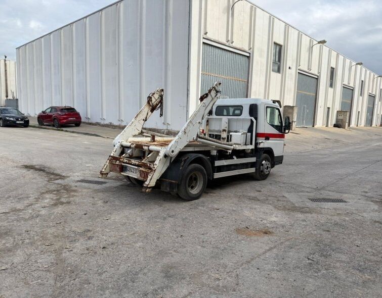 MITSUBISHI FUSO ***PORTACONTENIDORS***