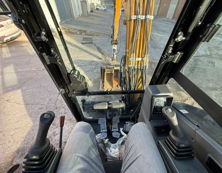 SANY SY35U***FULL EQUIP--A/C***