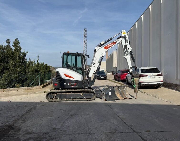 BOBCAT E55Z***ÉQUIPEMENT COMPLET//680H !****