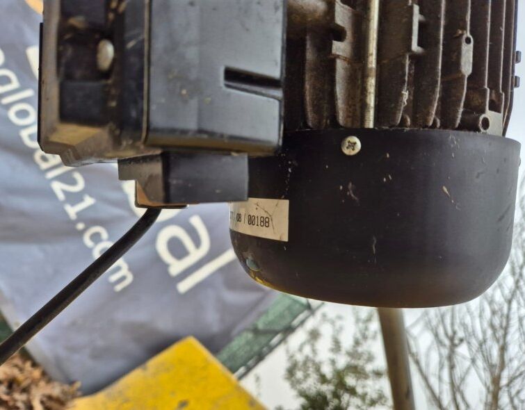 - FORMIGONERA DE 150L