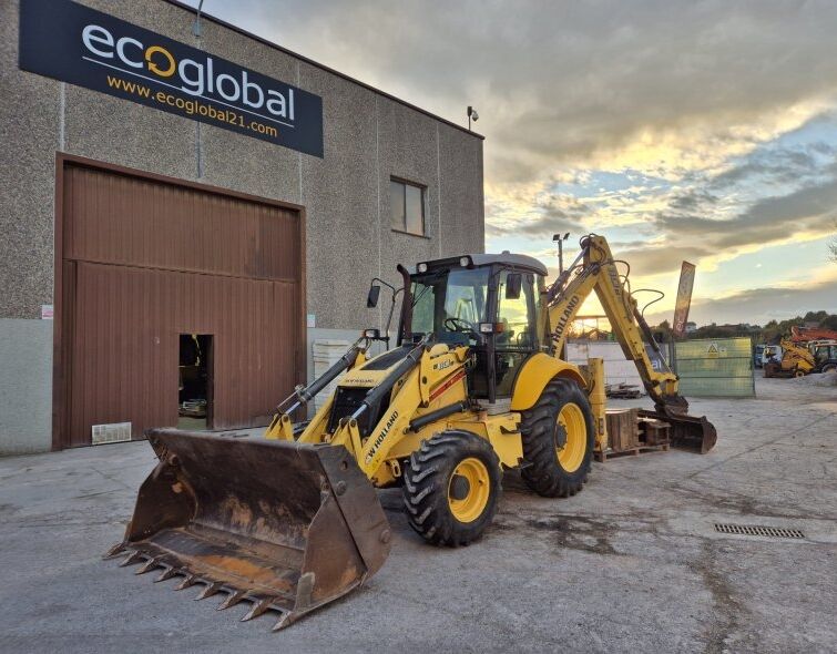 NEW HOLLAND LB110B TC
