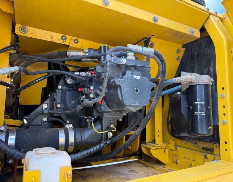 KOMATSU PC360 LC-11E0+MARTEAU EPIROC