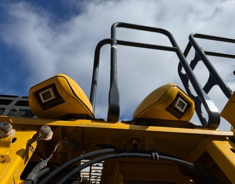 KOMATSU PC360 LC-11E0+MARTEAU EPIROC