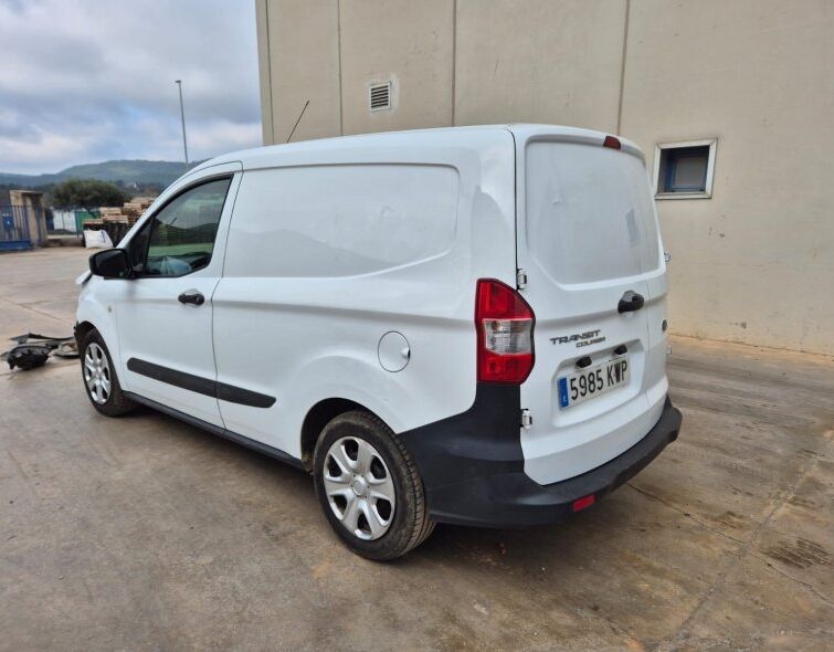 FORD  TRANSIT COURIER