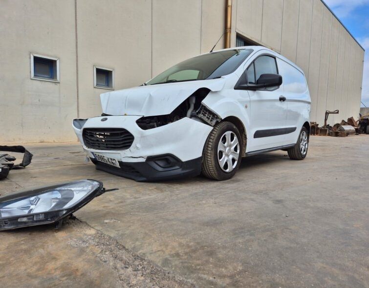 FORD  TRANSIT COURIER