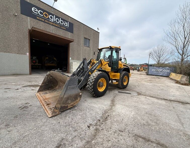 VOLVO L45G***ENREGISTRÉ***