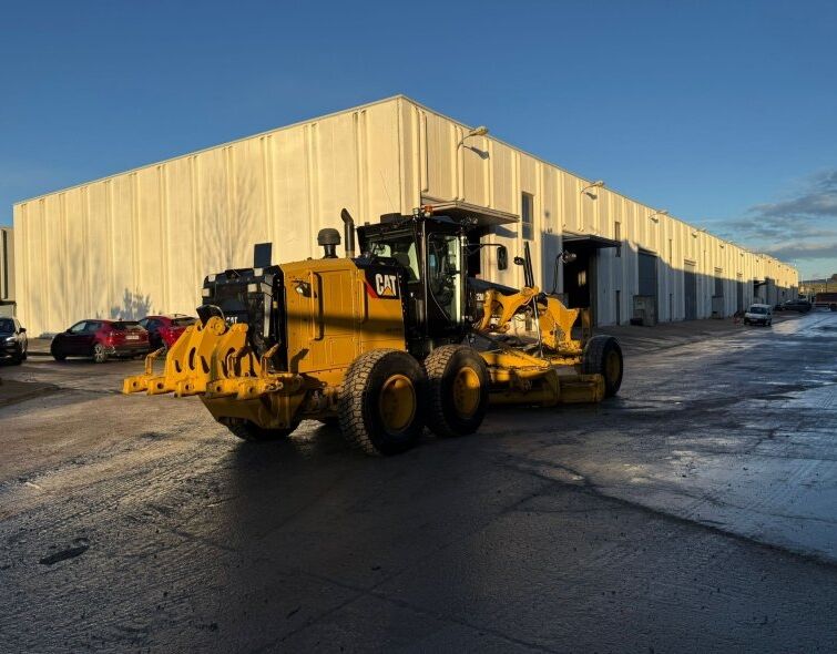 CATERPILLAR CATERPILLAR 12M3 AWD***IMMACULATE/REGISTERED***