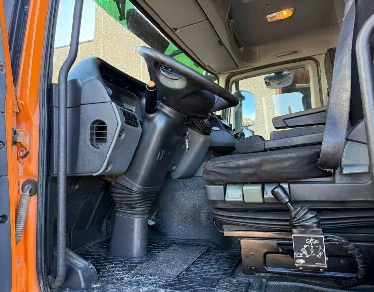 MERCEDES BENZ  ACTROS 3348S