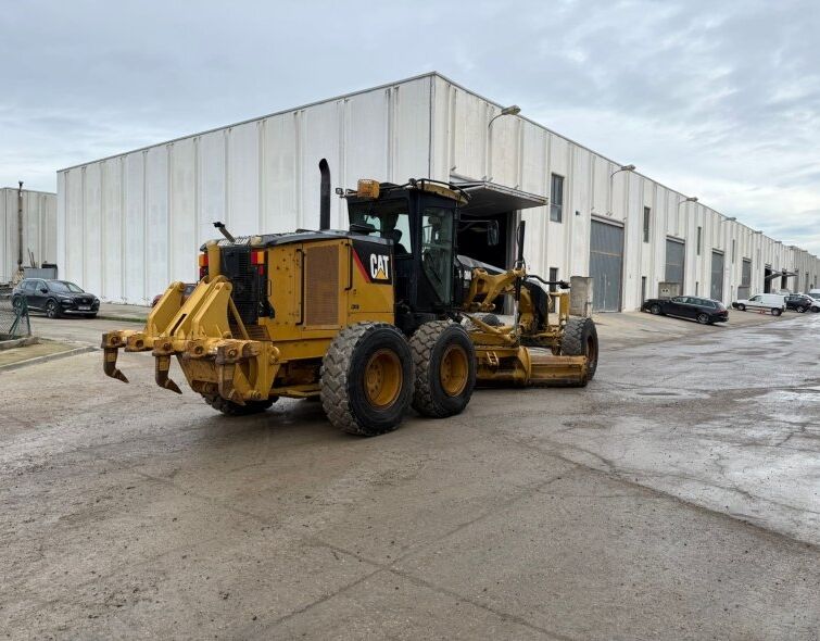 CATERPILLAR 140M AWD 6x6