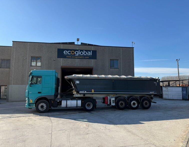 DAF TRACTOR + SEMI REMORQUE BENALU