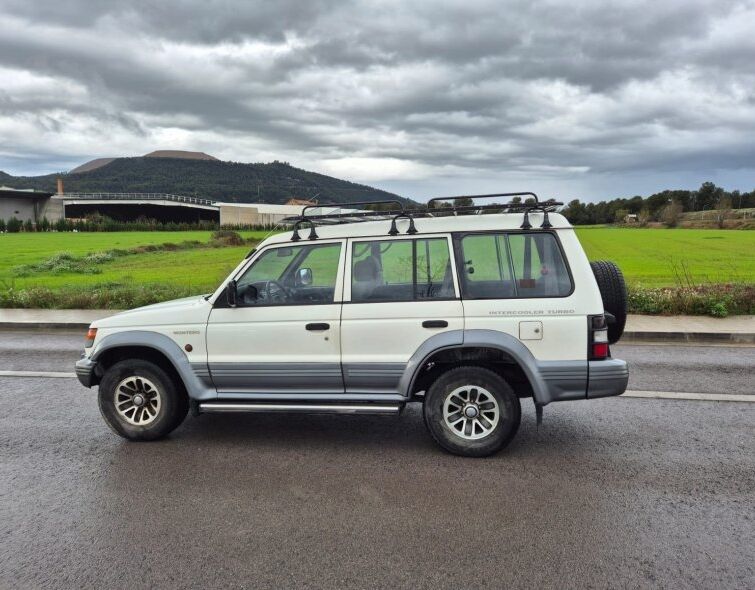 MITSUBISHI  MONTERO 4X4 ***IMPECCABLE***