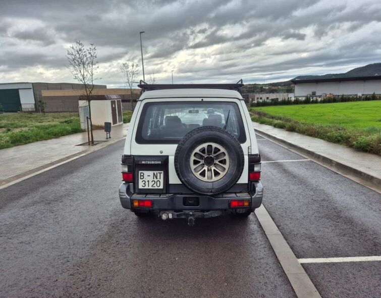 MITSUBISHI  MONTERO 4X4 ***IMPECCABLE***