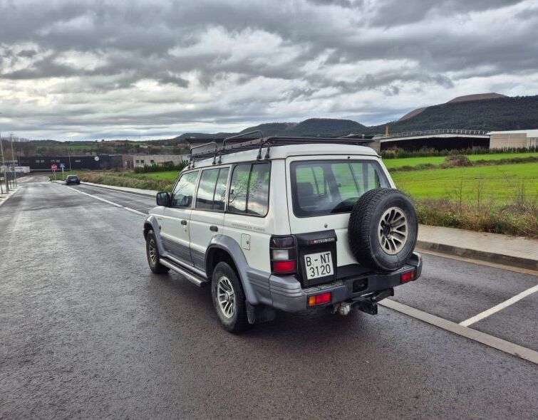 MITSUBISHI  MONTERO 4X4 ***IMPECCABLE***