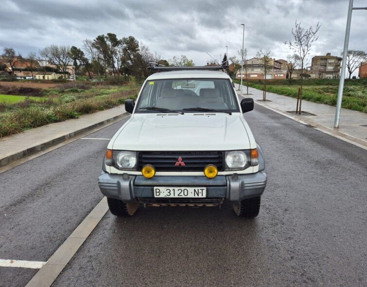 MITSUBISHI  MONTERO 4X4 ***IMPECCABLE***