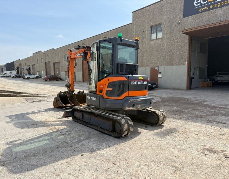 DEVELON DX55 R-7***IMMACULATE***