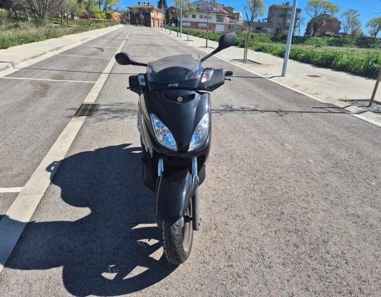 YAMAHA XMAX 125