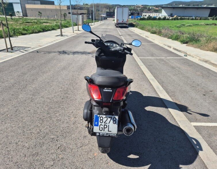 YAMAHA XMAX 125