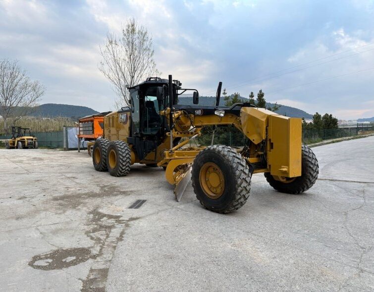 CATERPILLAR  140 AWD ***IMPECCABLE***